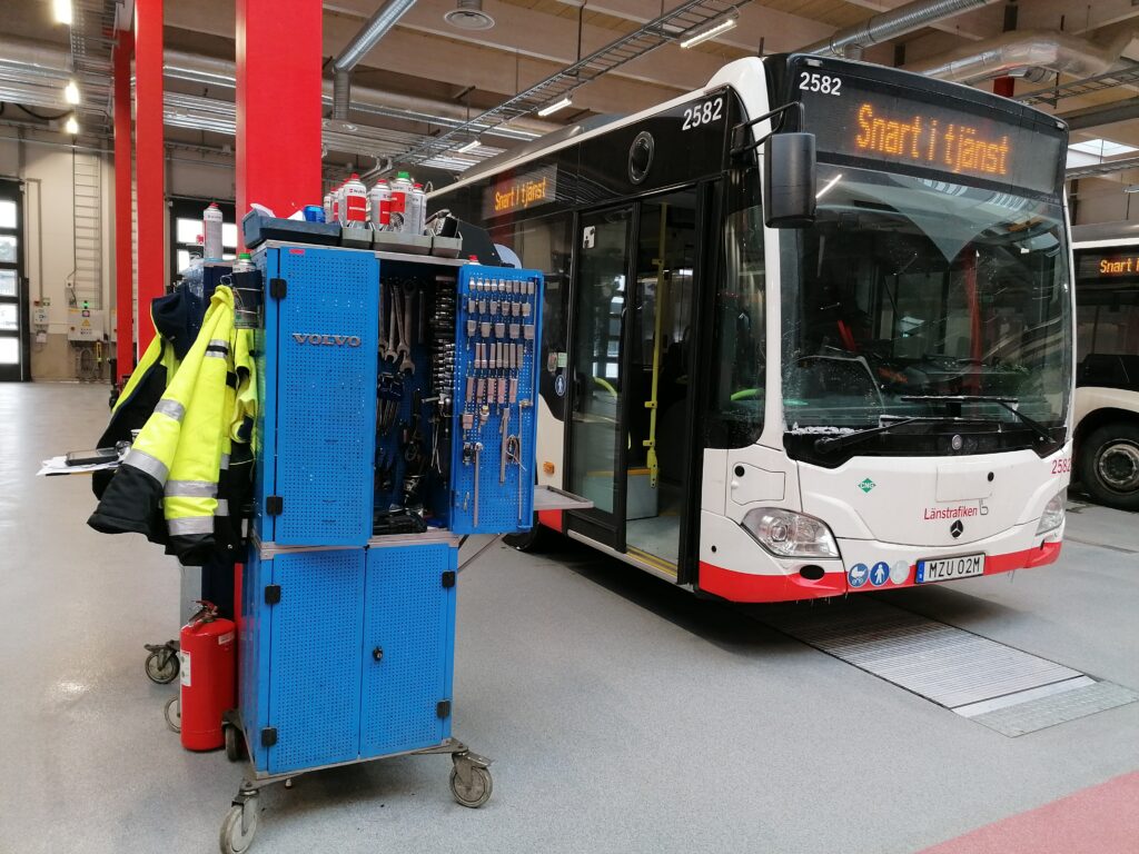 Buss under service eller reparation